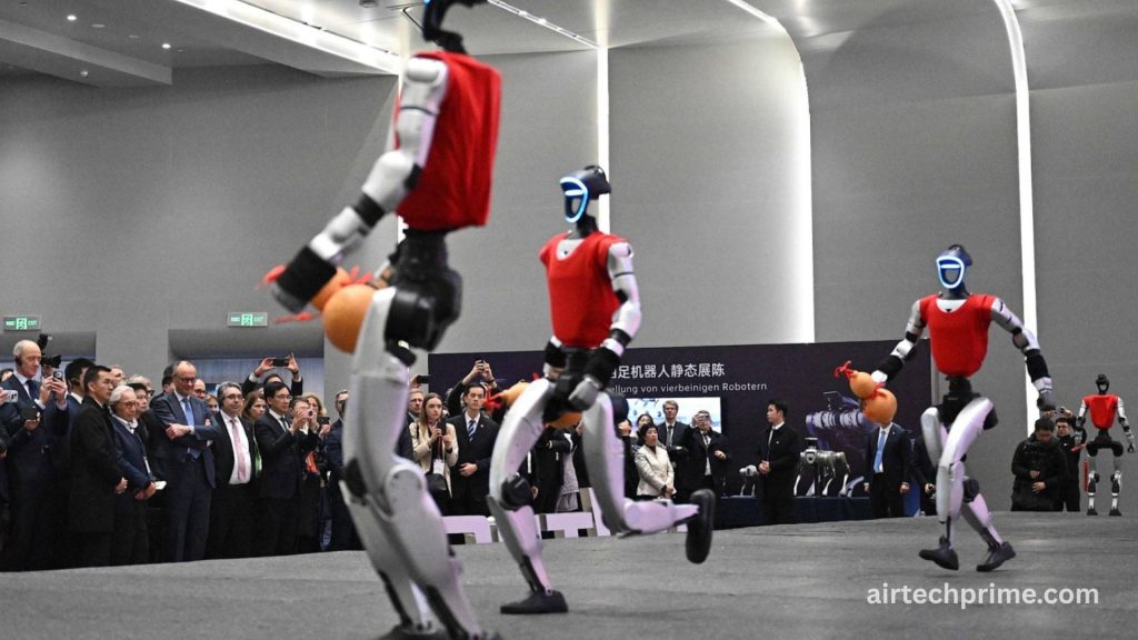 Japan Robots Fill Jobs No One Wants, Not Replacing Workers